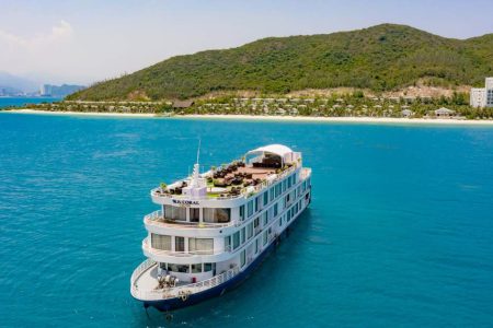 Horizon boat trip tour